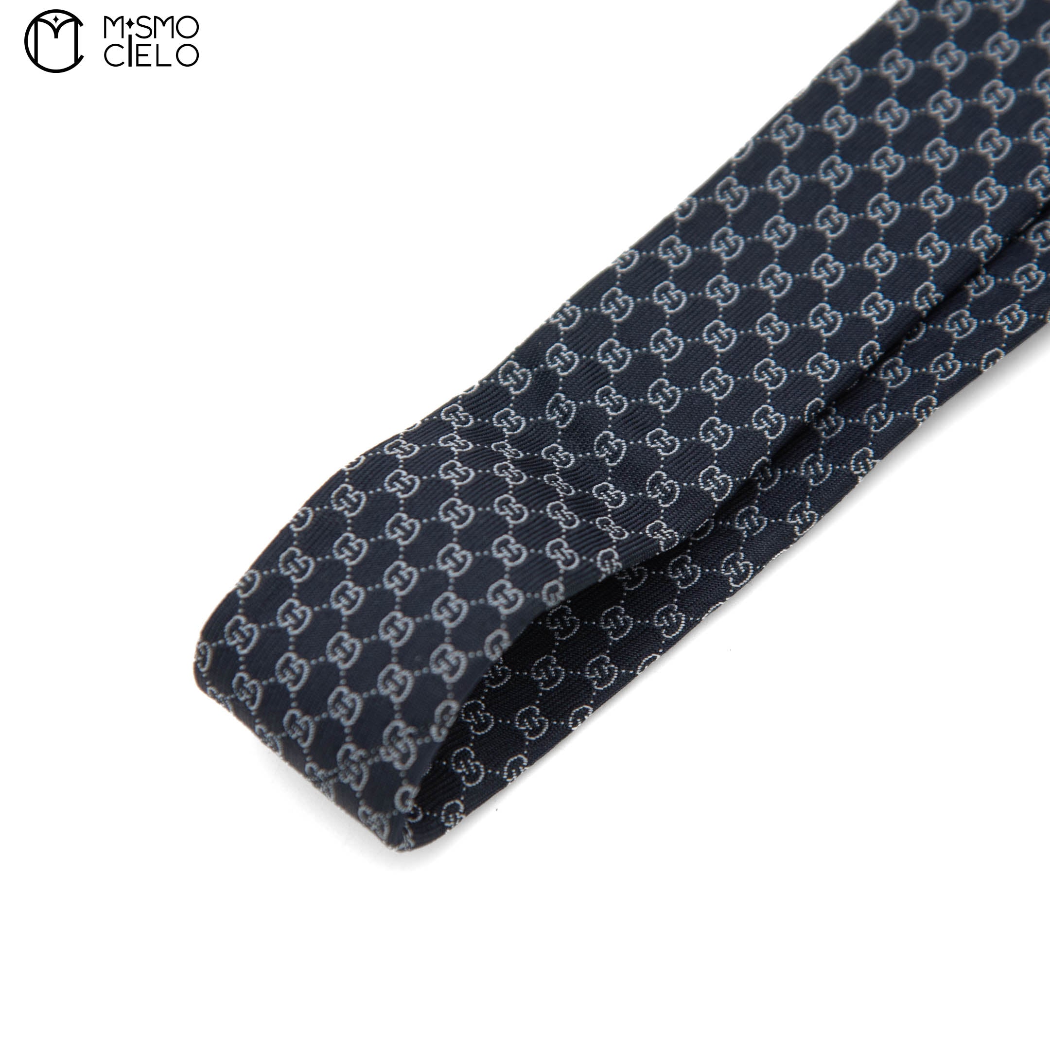 GUCCI Tie in Great Condition
