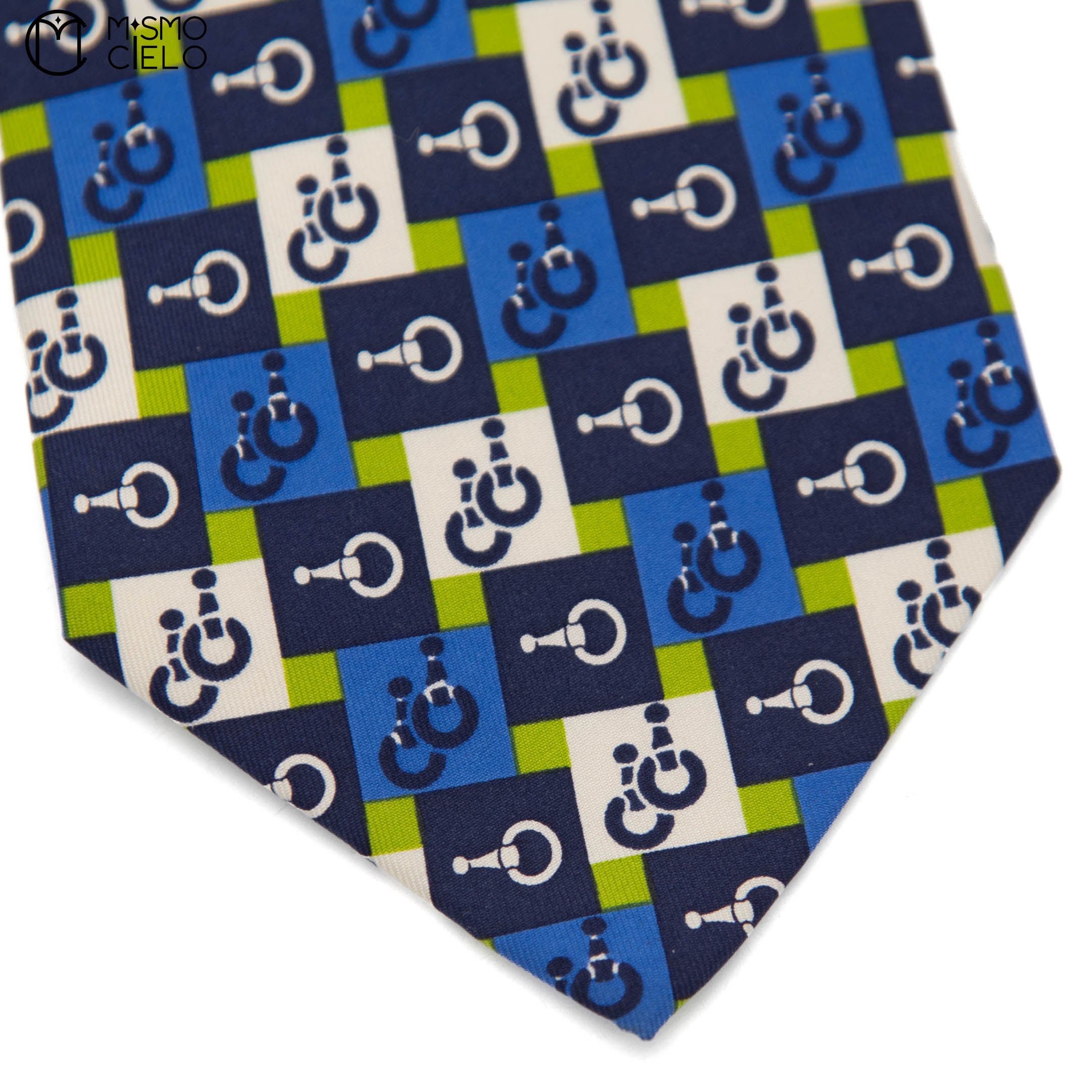 GUCCI Tie in Excellent Condition