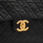 Maxi Classic Flap Shoulder Bag