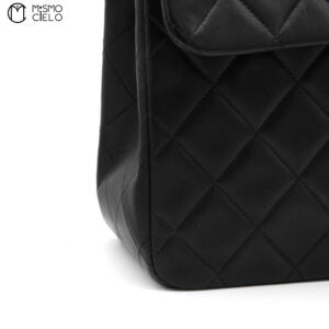 Maxi Classic Flap Shoulder Bag