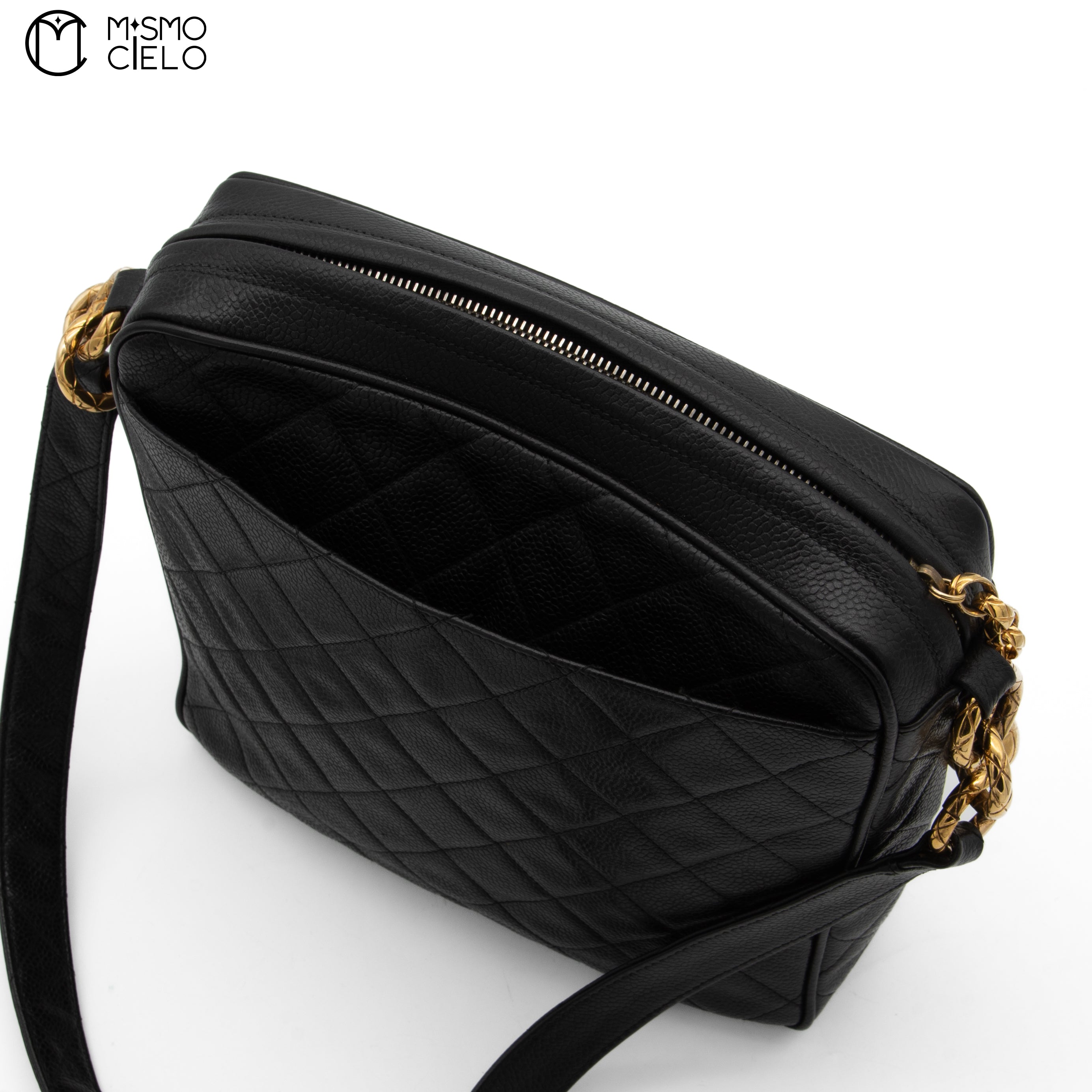 Black Caviar Gold Chain Shoulder Bag
