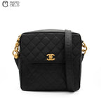 Black Caviar Gold Chain Shoulder Bag