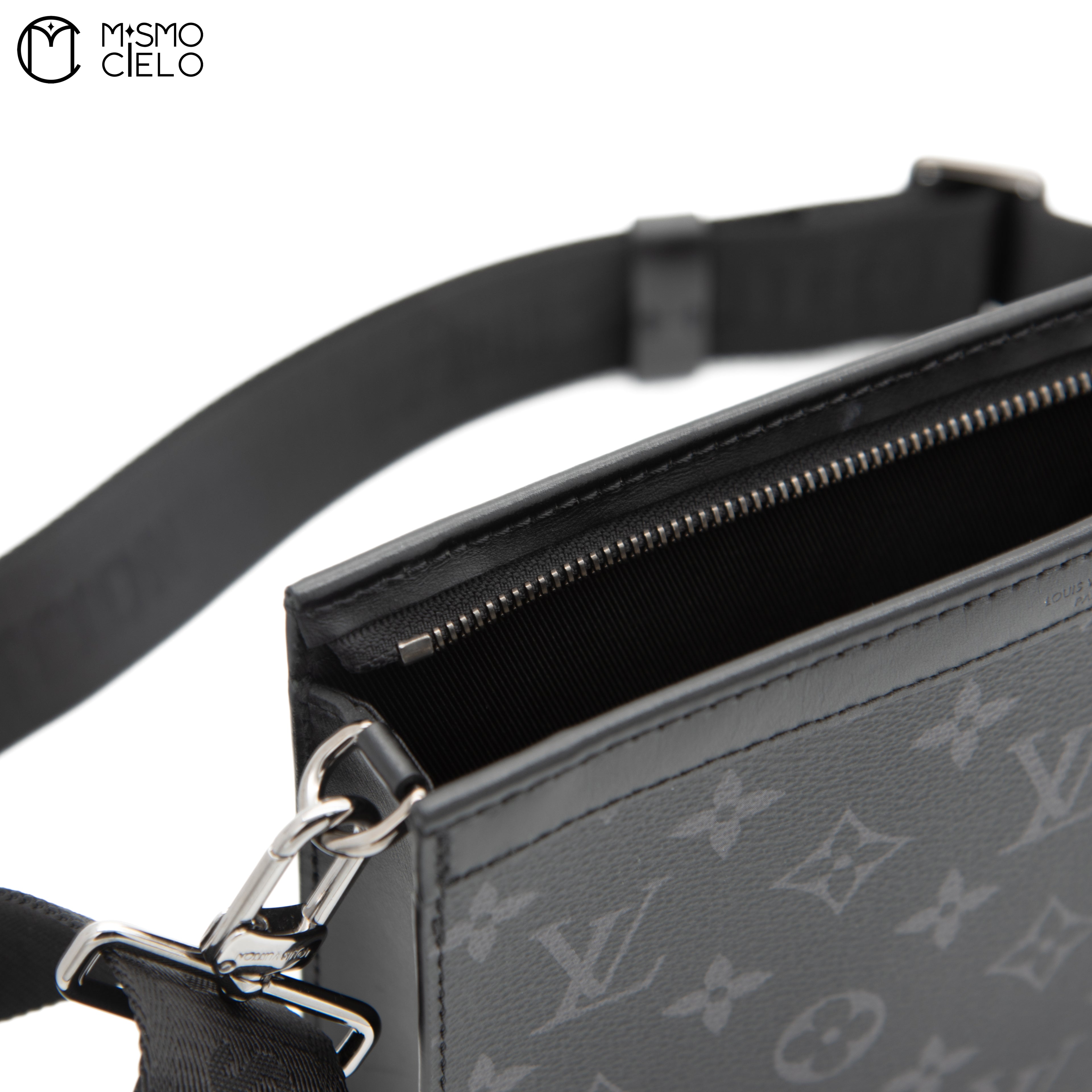 Gaston Wearable Wallet