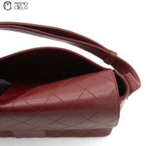 Caviar Skin Shoulder