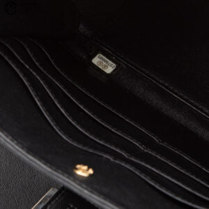 Caviar Skin CC Filigree