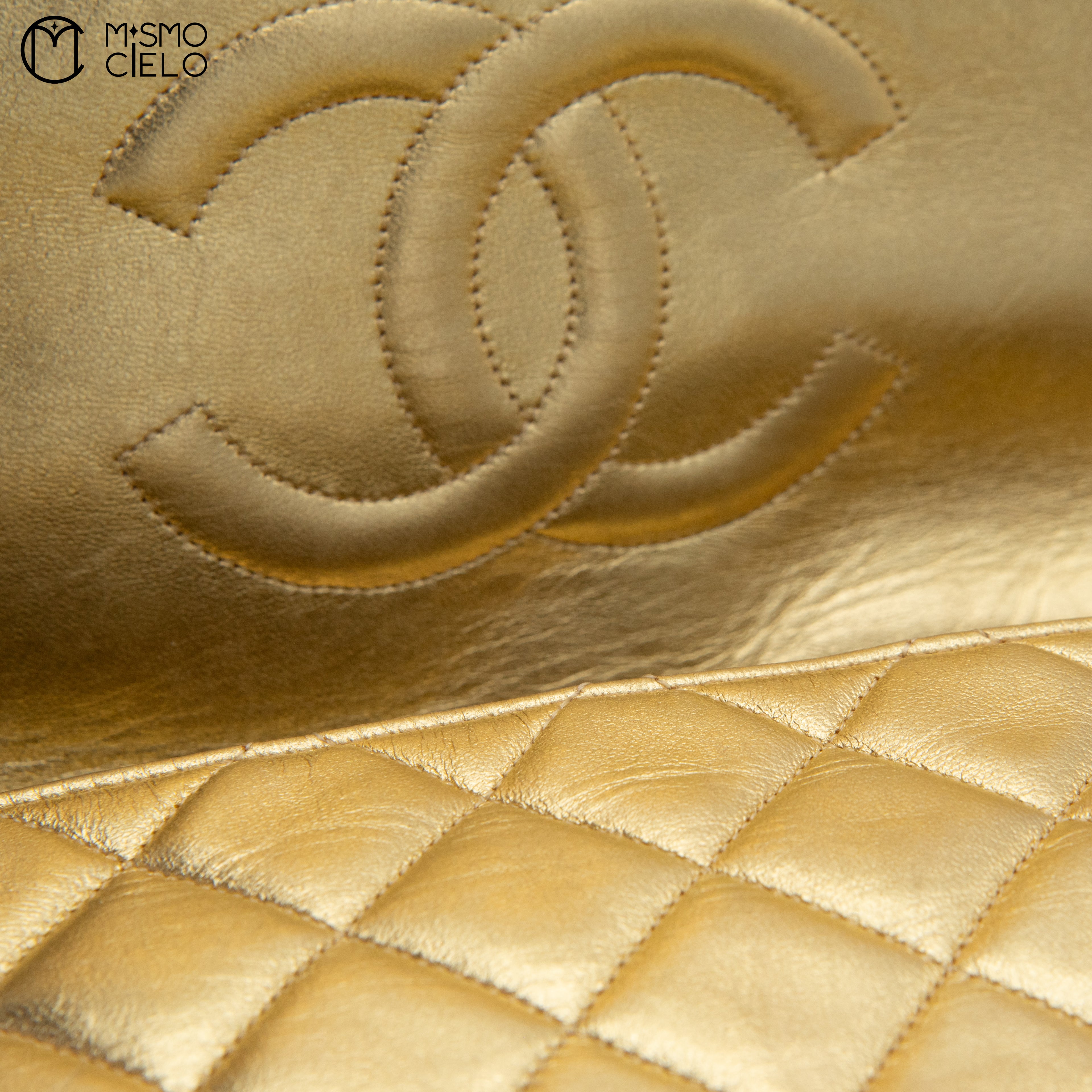 Matelasse Mademoiselle Coco Mark Shoulder Bag