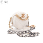 White 19 Chain Pouch