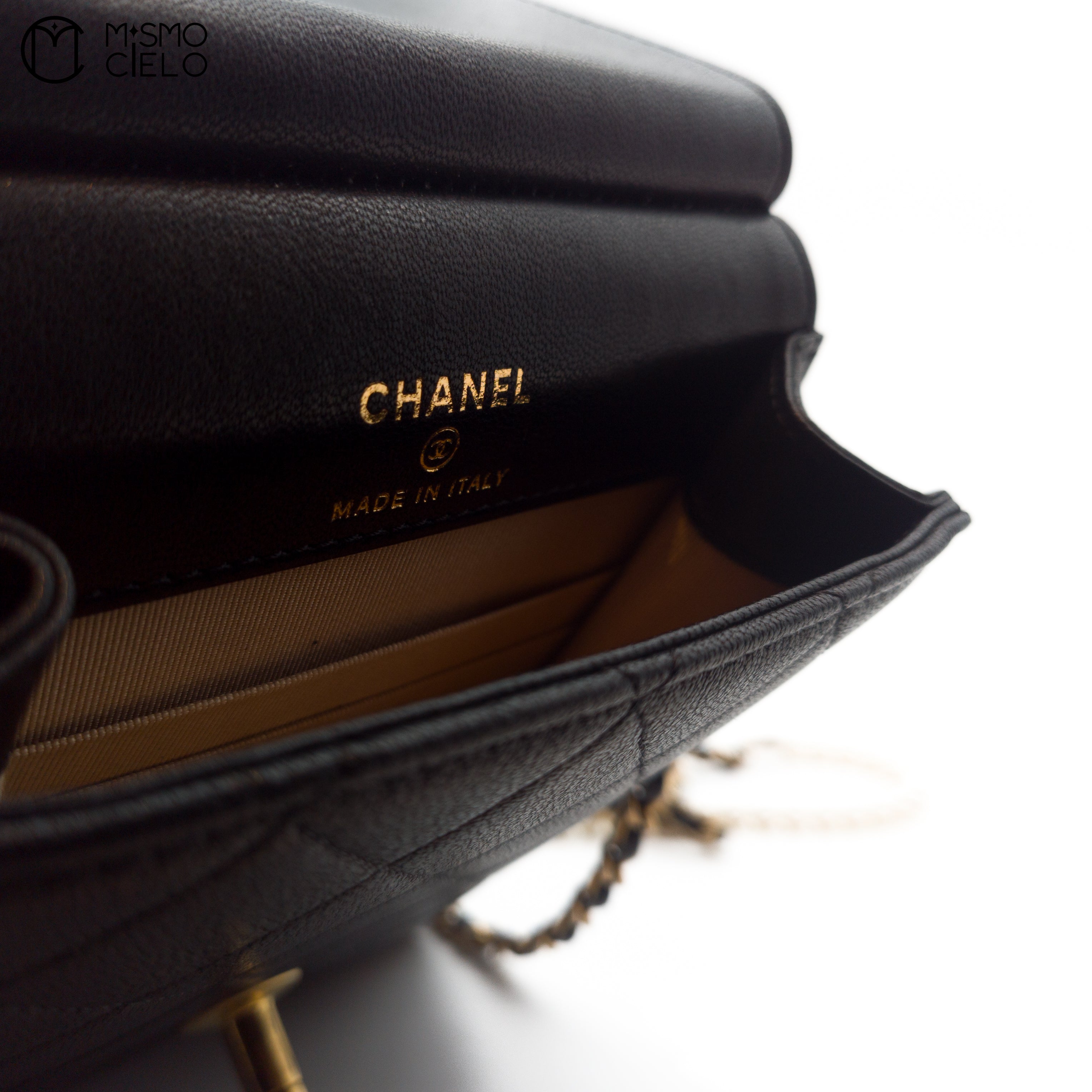 Matelasse Leather Pearl Chain Shoulder Bag