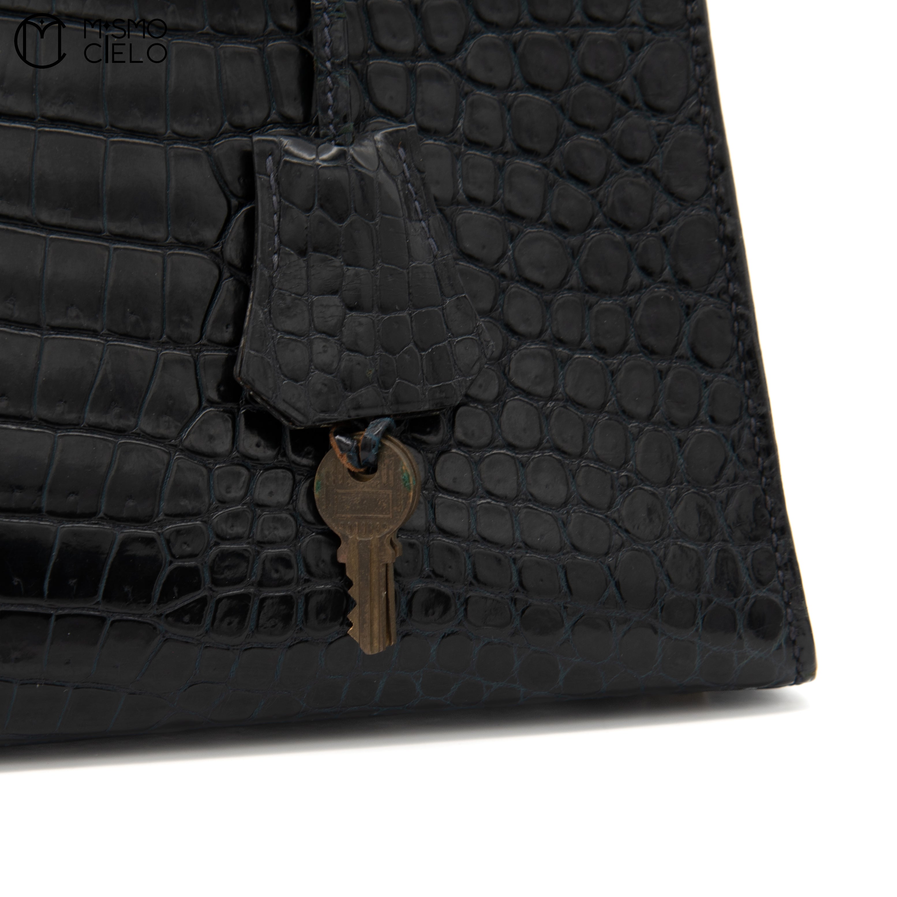 Kelly 32 Noir Crocodile Handbag H Engraved