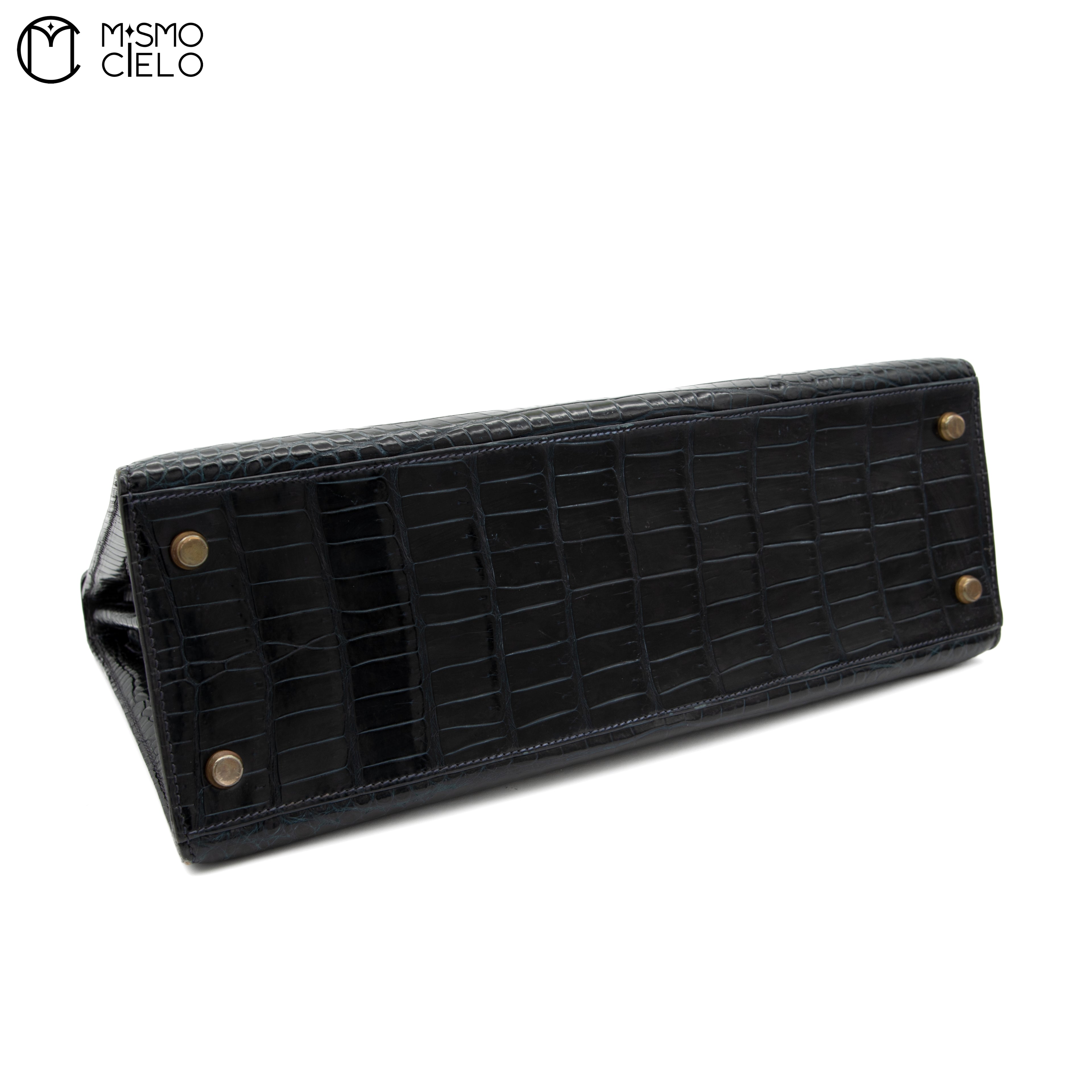 Kelly 32 Noir Crocodile Handbag H Engraved