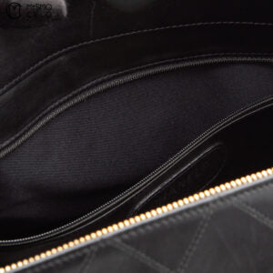 Bicolor Supermodel Chain Travel Bag