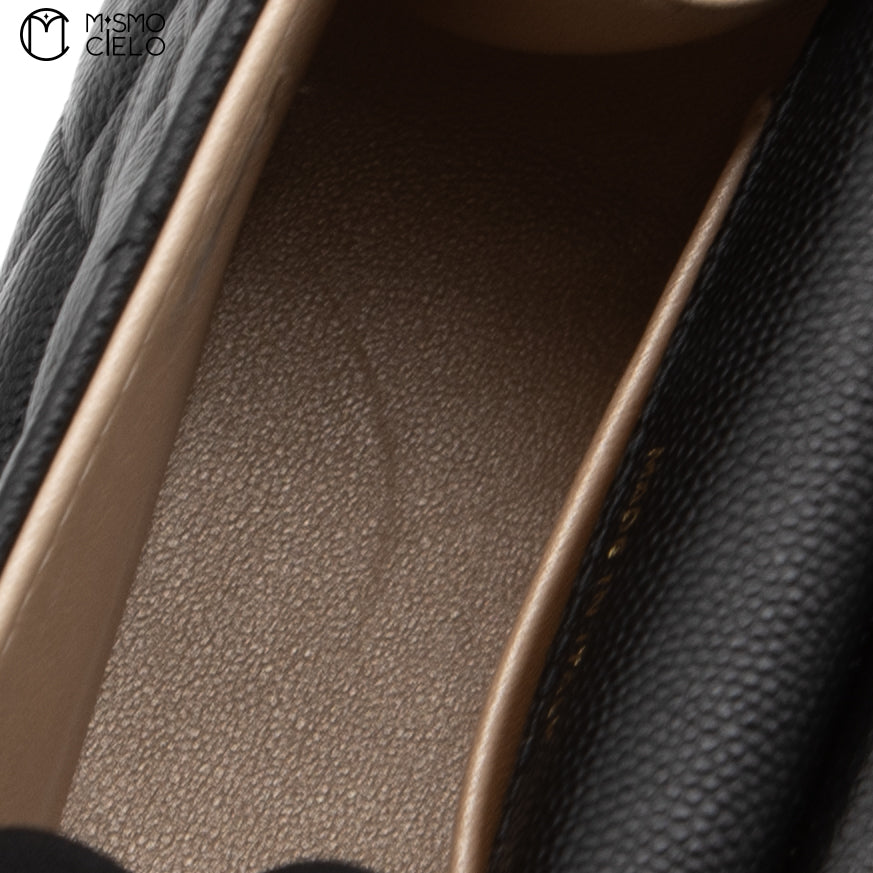 Matelasse Caviar Skin Coco Mark Pouch