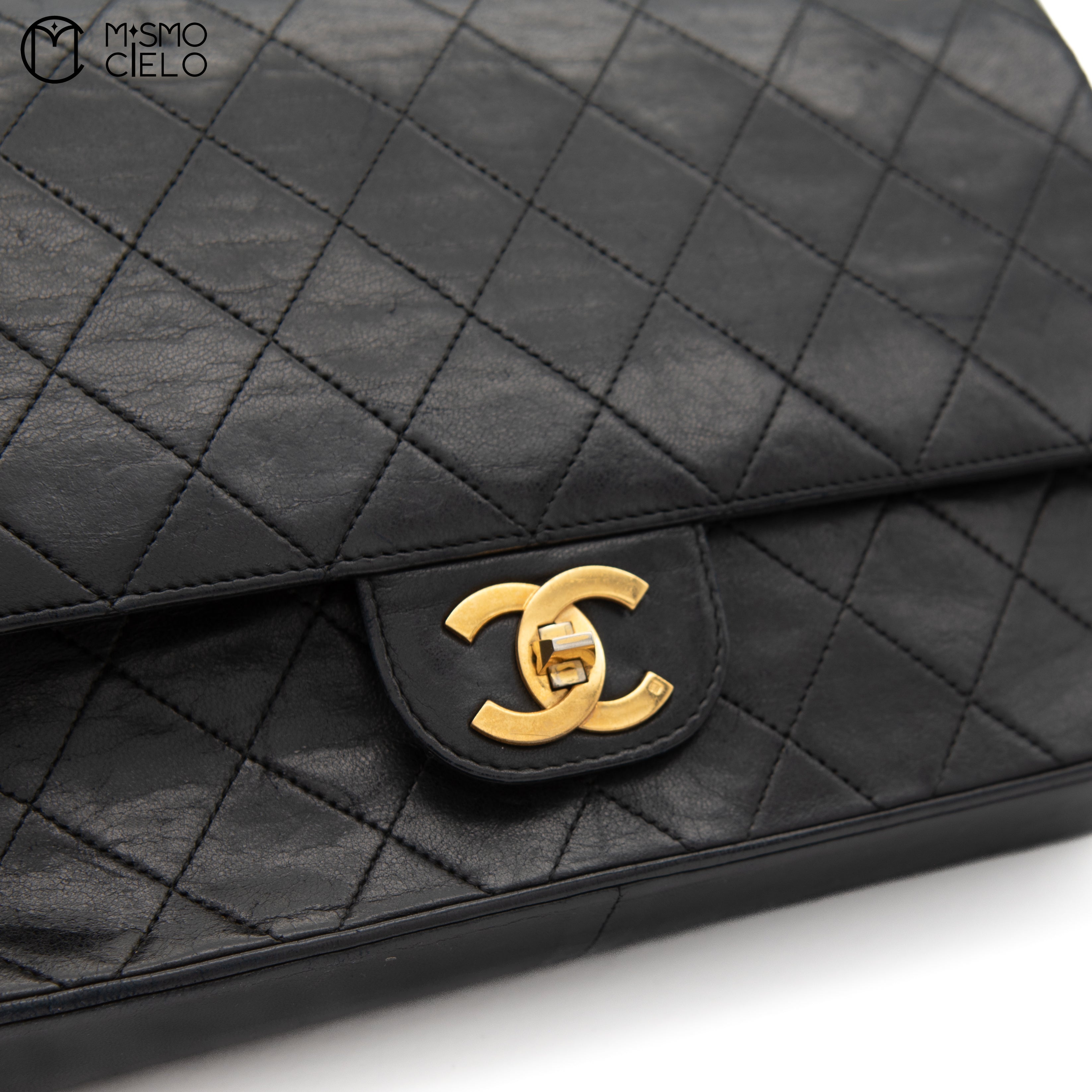 Double flap lambskin Matelasse Turn lock