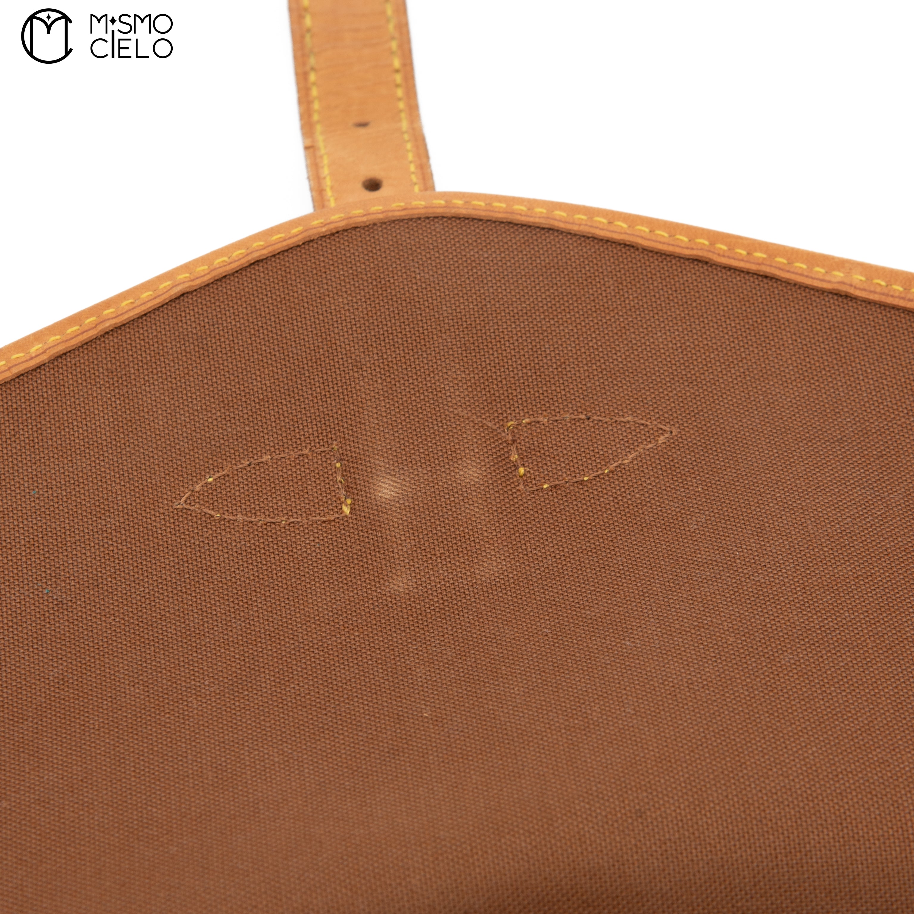 LOUIS VUITTON M42256 Saumur 30