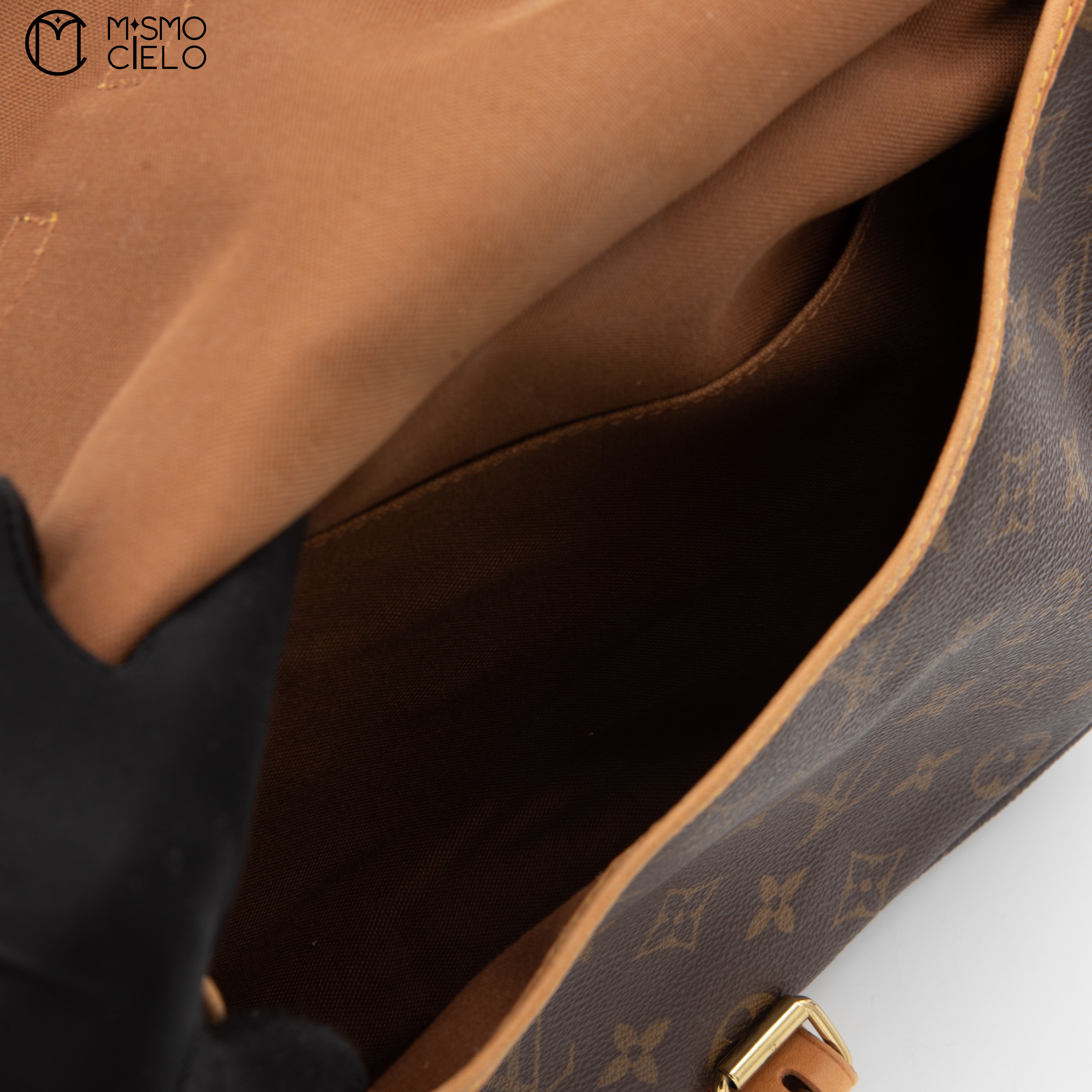 LOUIS VUITTON M42256 Saumur 30