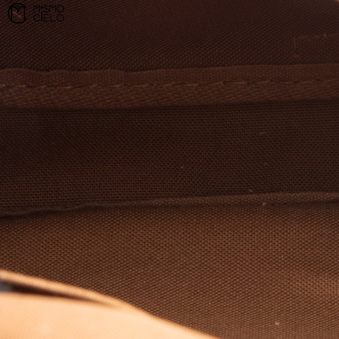 LOUIS VUITTON M42256 Saumur 30