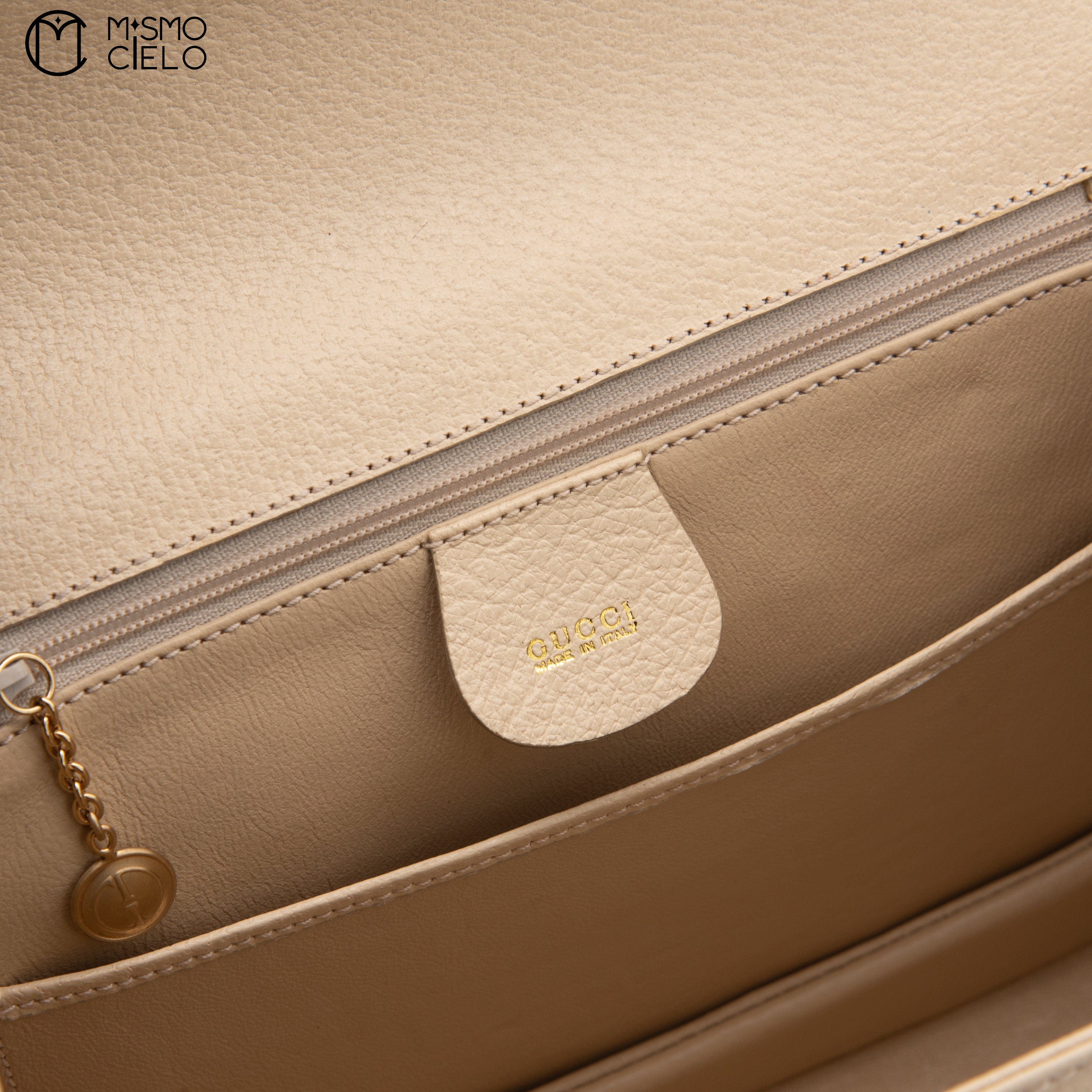 GUCCI Cream Vintage Bamboo Handbag