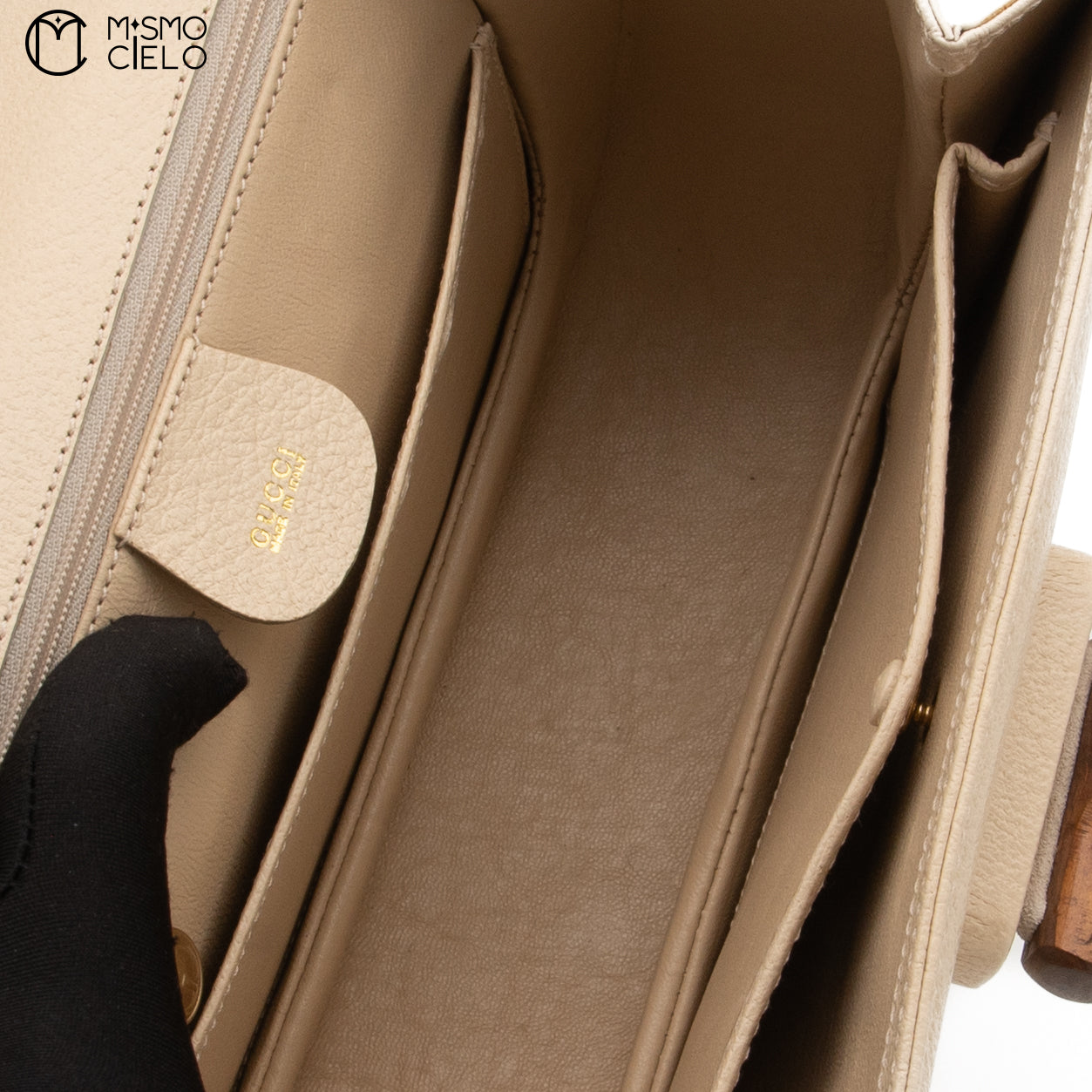 GUCCI Cream Vintage Bamboo Handbag