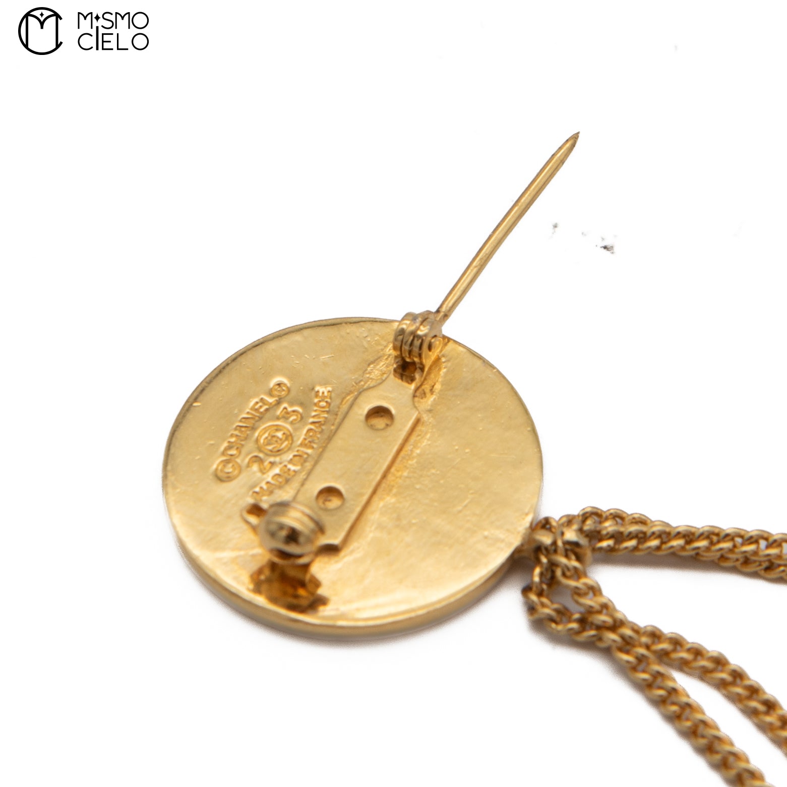 CHANEL 23 Hanging Matelasse Coco Brooch