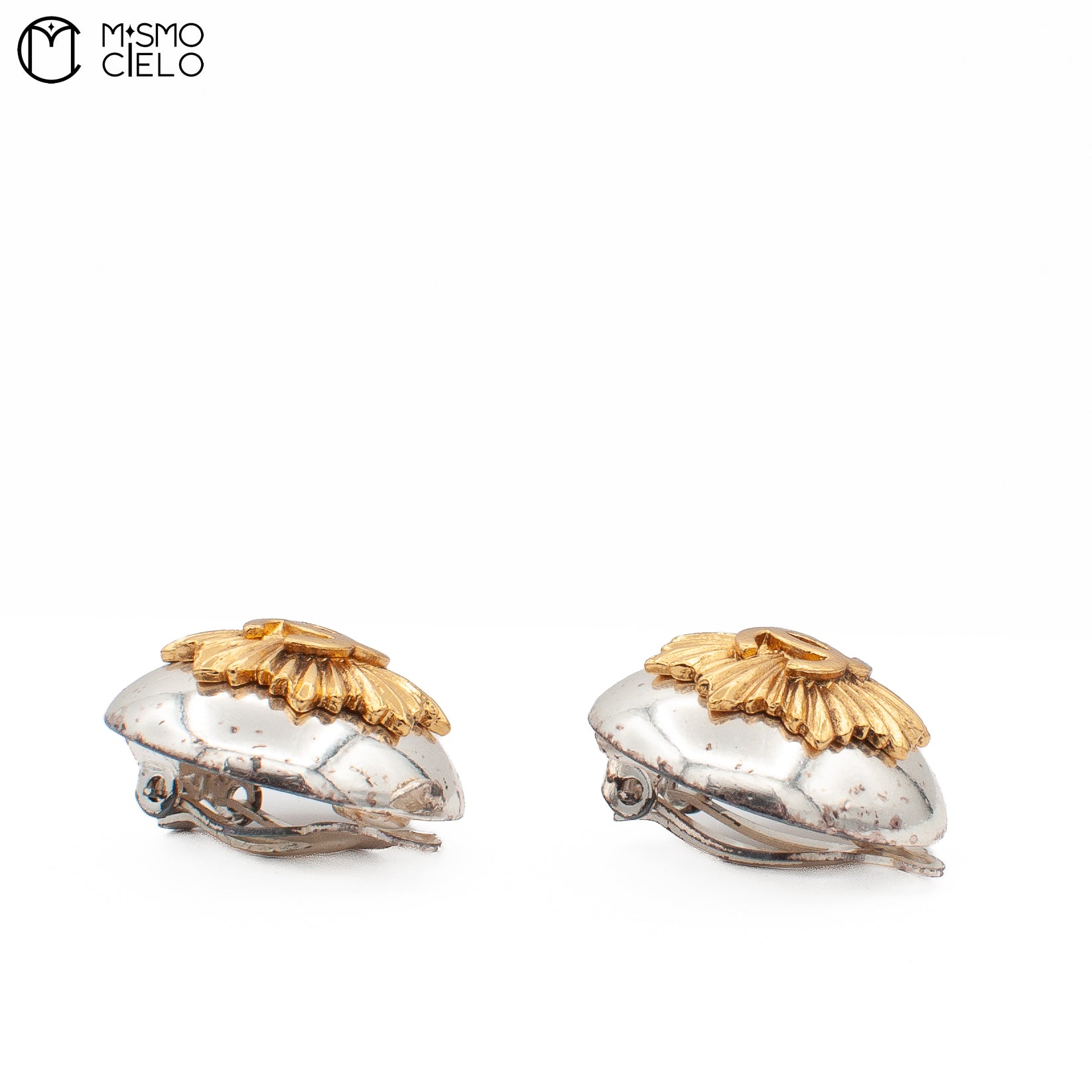 96A Coco Mark Classic Vintage Clip-on Earrings