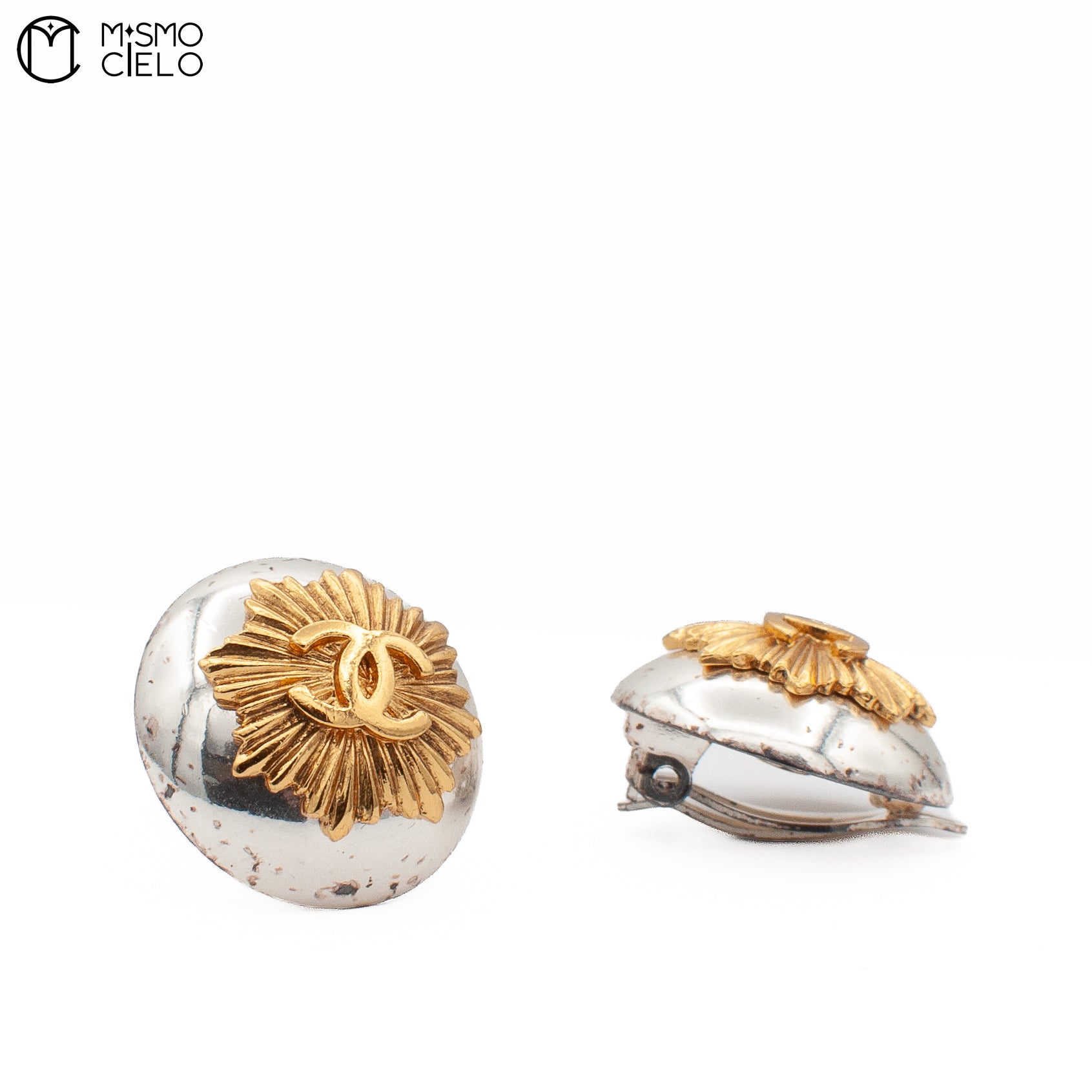 96A Coco Mark Classic Vintage Clip-on Earrings