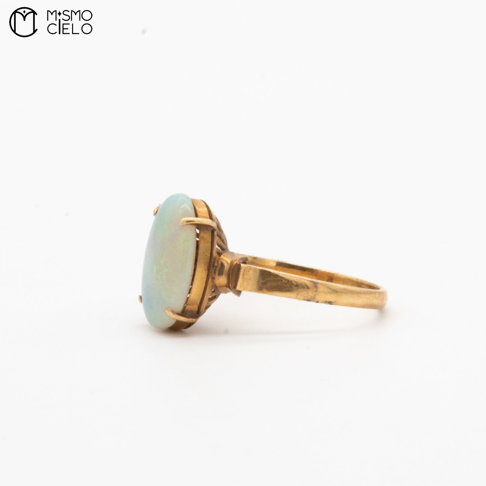 8K Gold Opal 2.3g Ring 12 x 8mm Opal