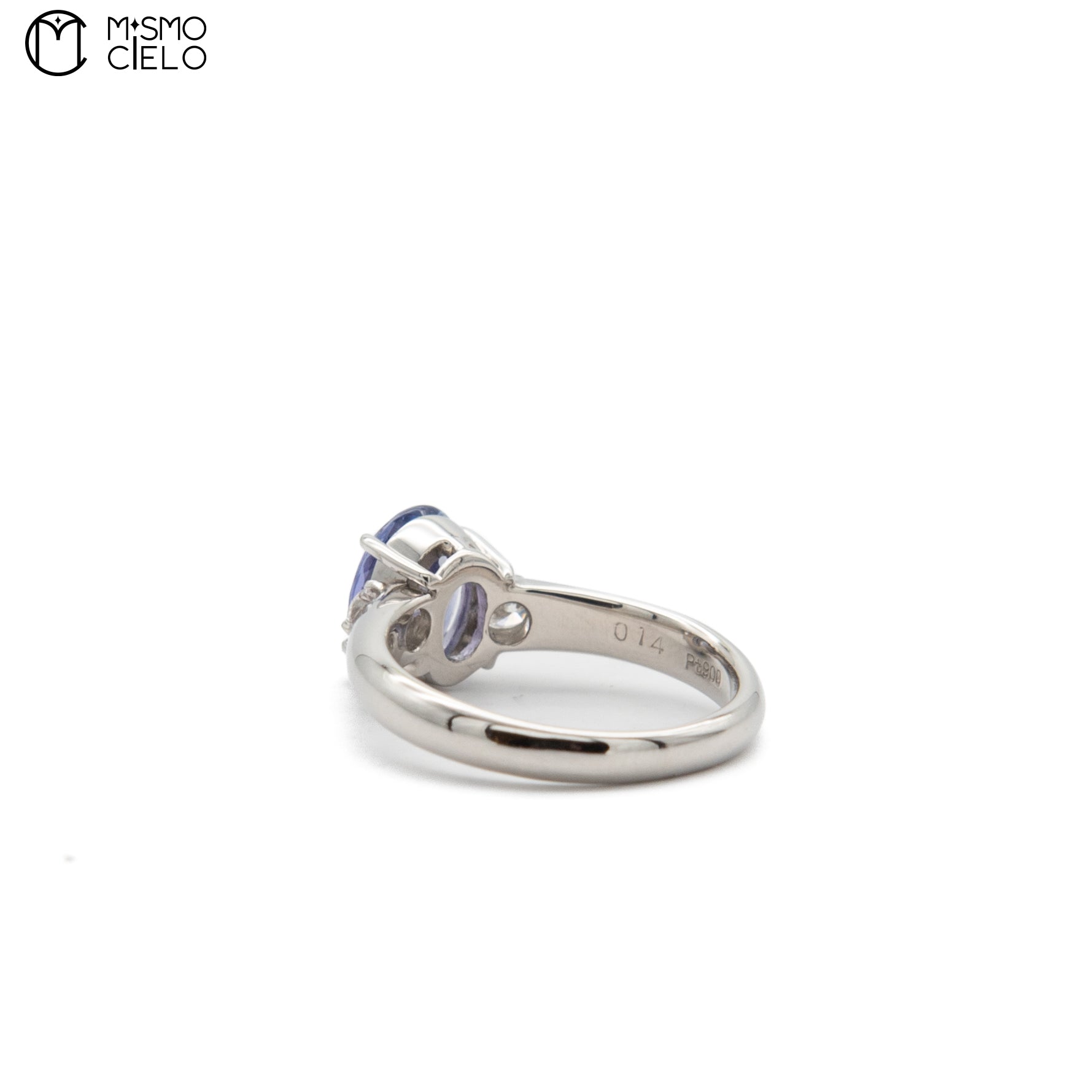 900 Tanzanite and Diamond 4.5g Ring