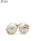 Pearl B16 V Coco Mark Earrings
