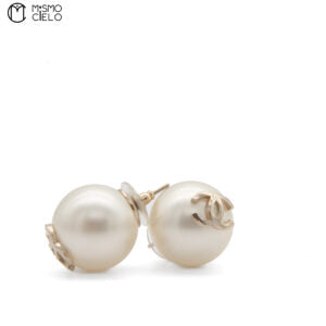Pearl B16 V Coco Mark Earrings