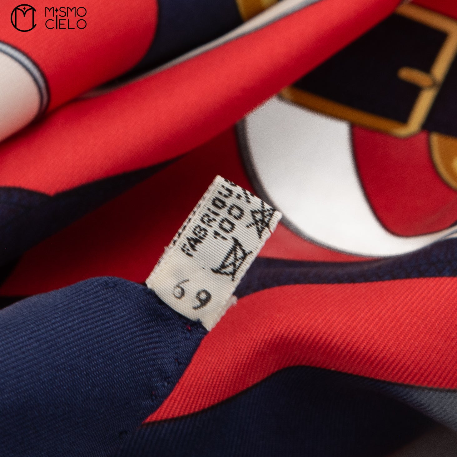 HERMES Blue and Red Scarf 73 cm