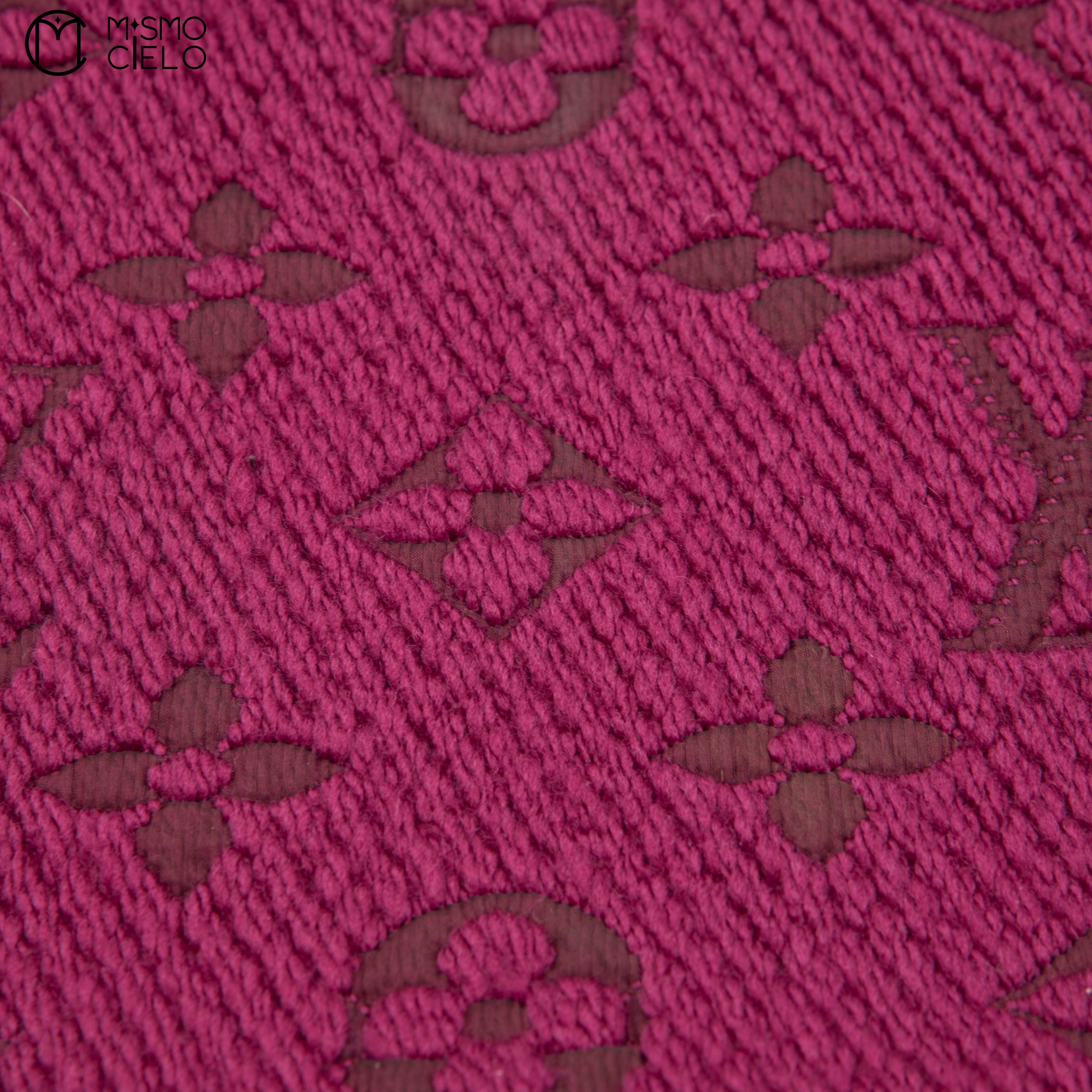 Monogram Logo Burgundy Echarpe