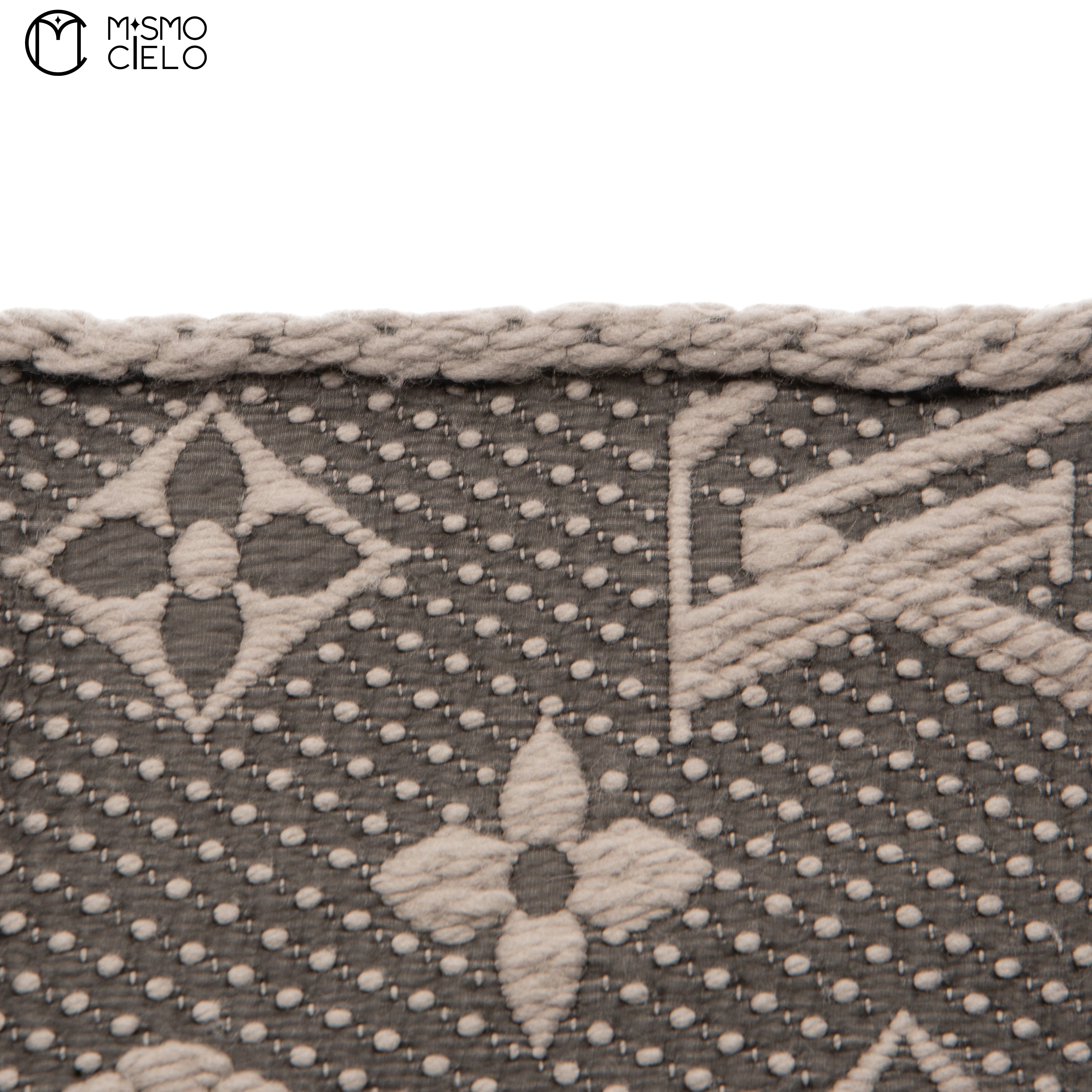 LOUIS VUITTON Monogram Logo Brown Echarpe 160 cm