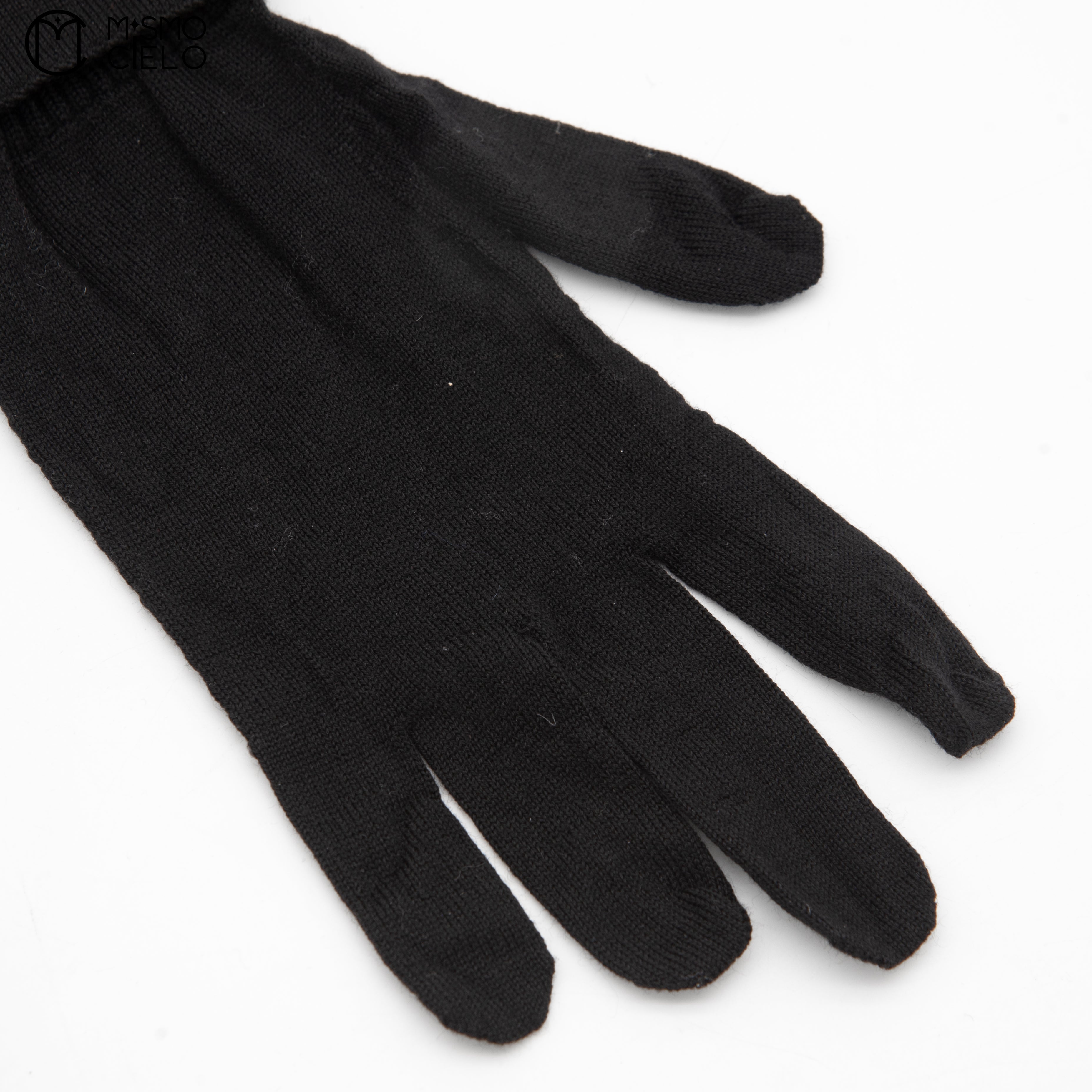 Gon Petit Damier Gloves