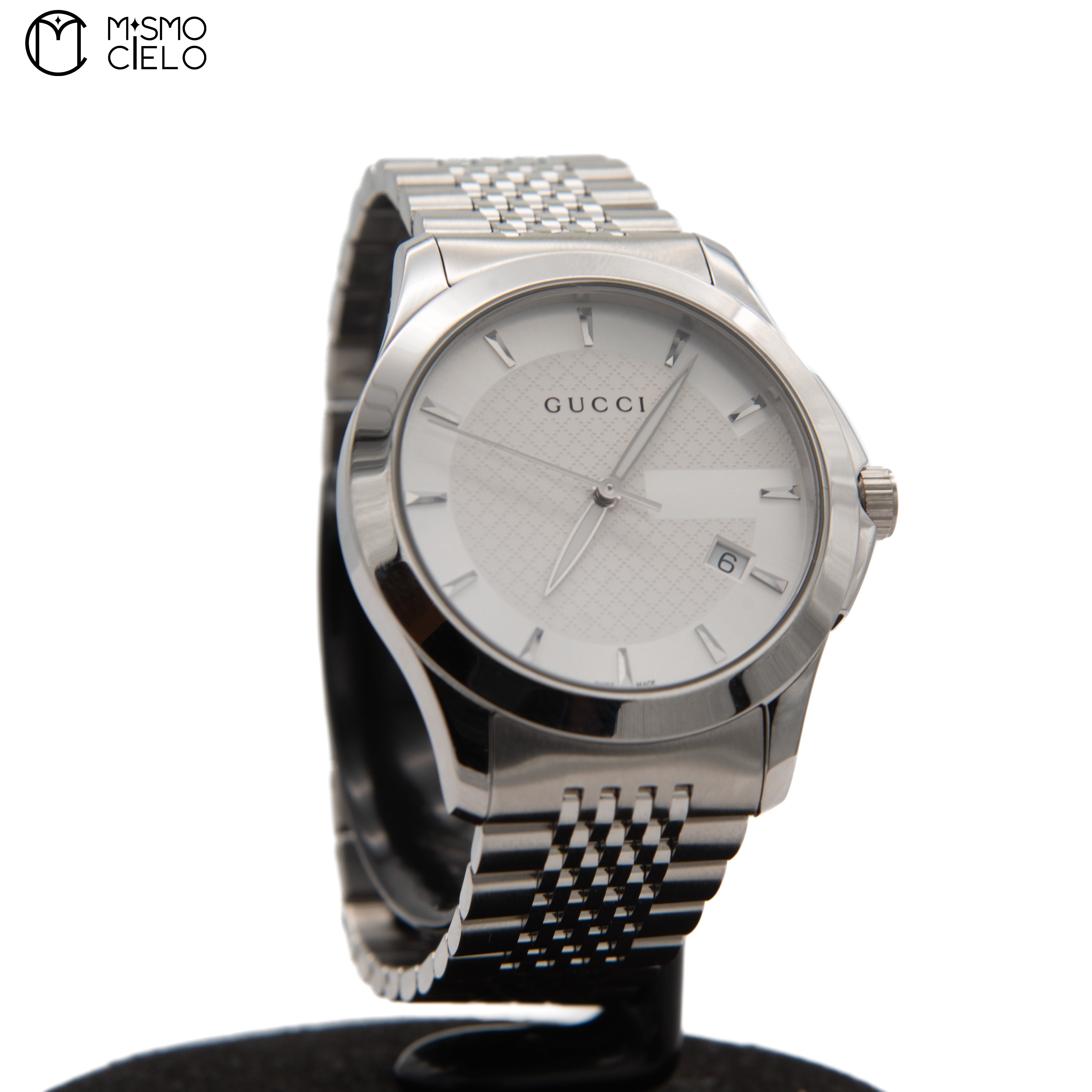 126.4 White Face Timeless G Date Quartz Stainless Steel Watch *