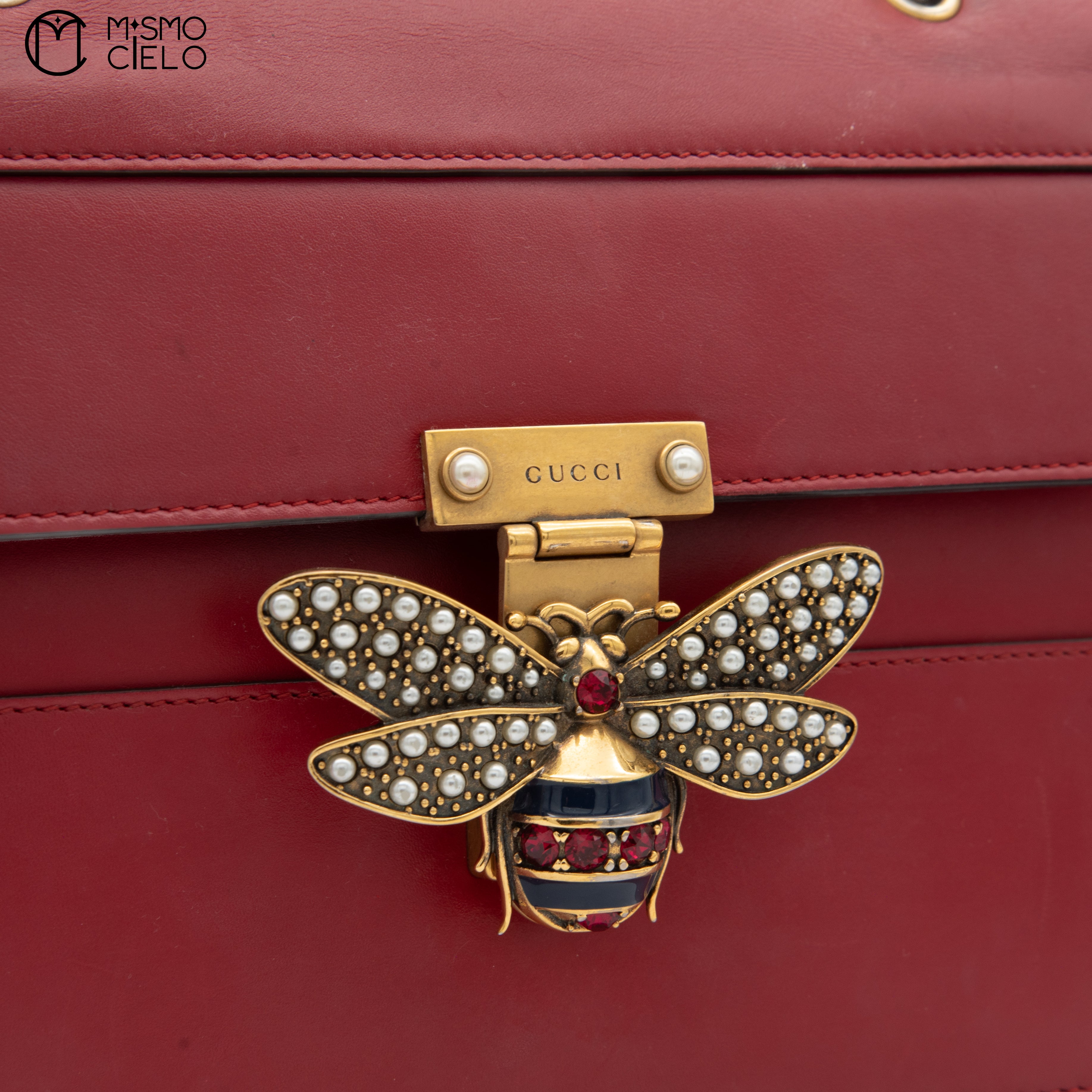 Red Queen Margaret Bee Hand bag with Strap