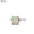 900Pt Opal and Diamond Ring 6.9g Size 9