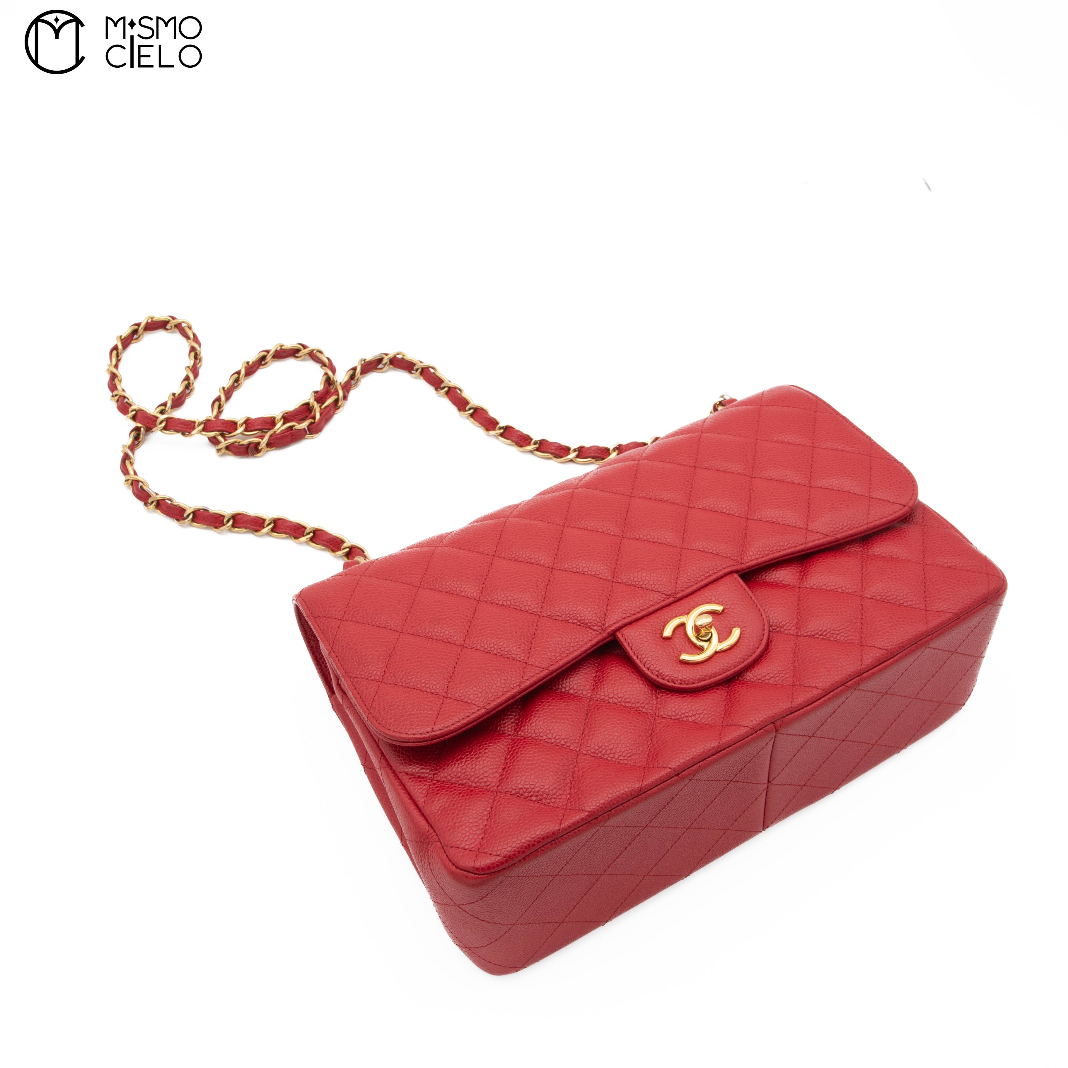 Red 30 Matelasse Classic Caviar Skin Double Flap Shoulder Bag