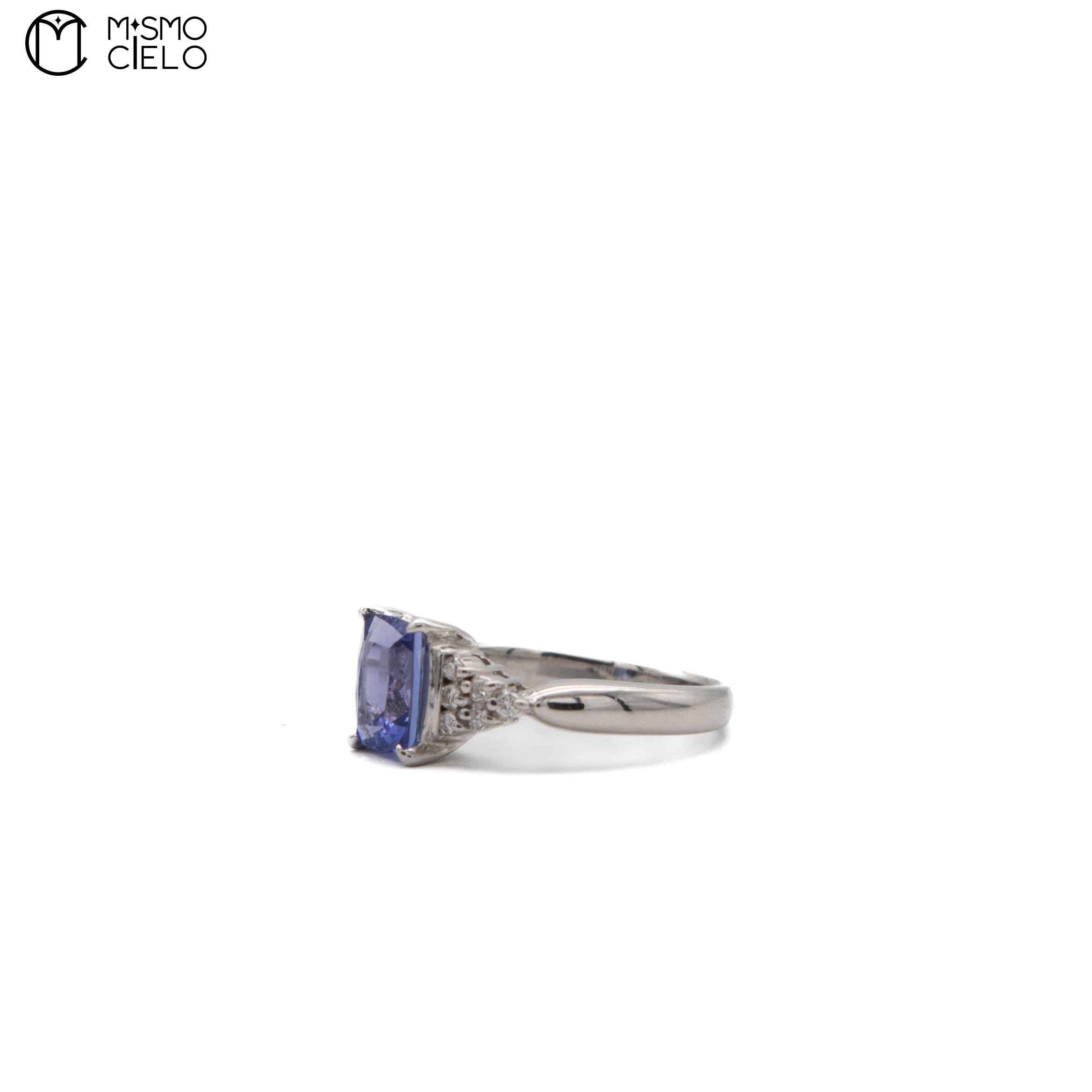 900Pt Tanzanite and  Diamond Ring 5.0g Size 9