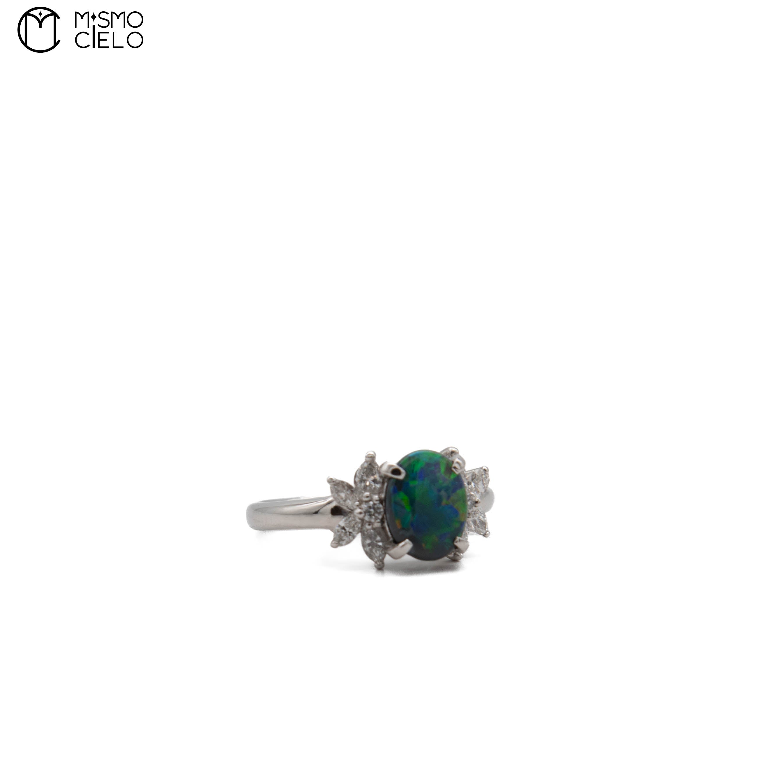 900Pt Opal and Diamond Ring 4.3g Size 10