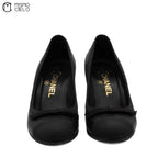 Black Leather Coco Mark Ribbon Heel Pumps Size 36C