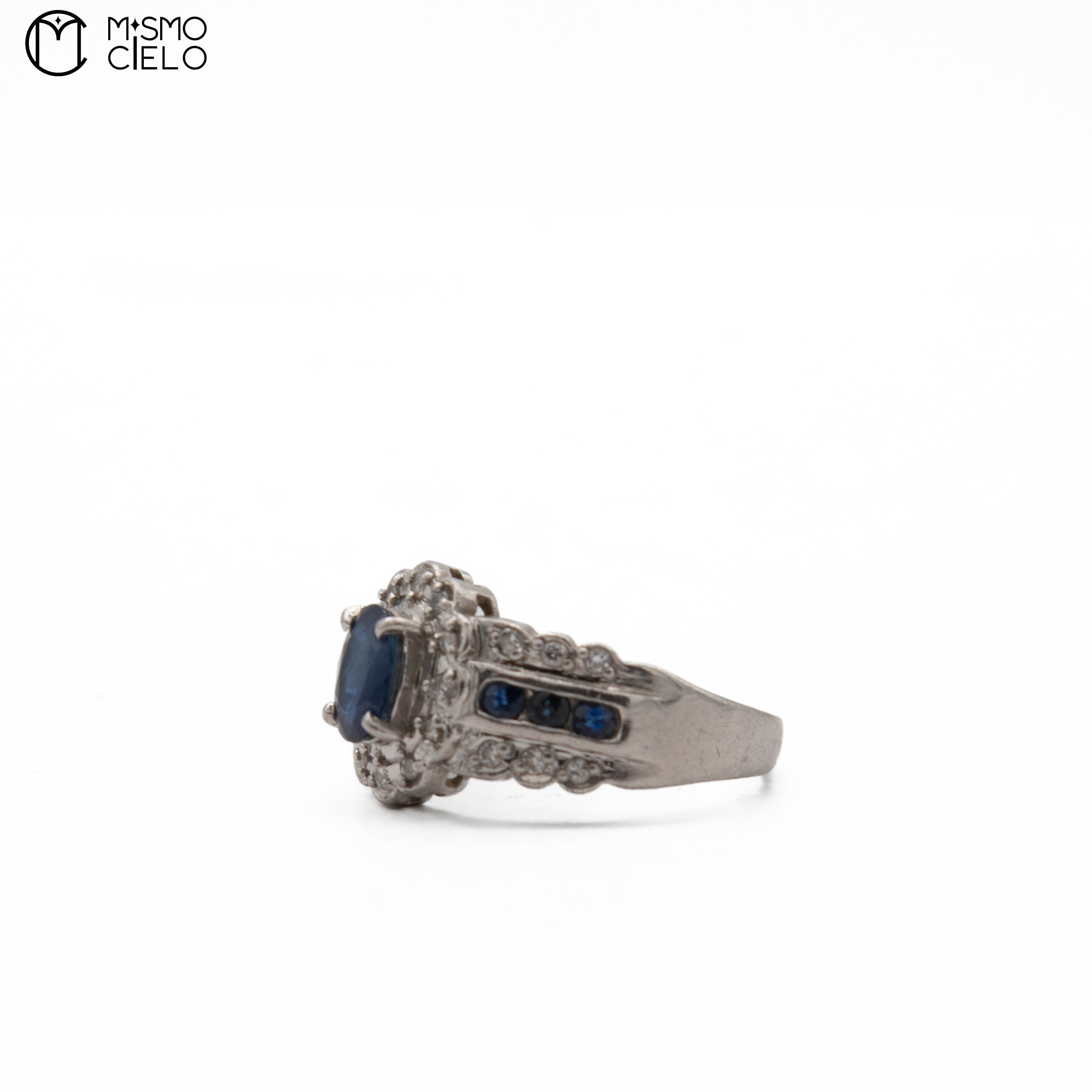 900Pt Sapphire and Diamond Ring