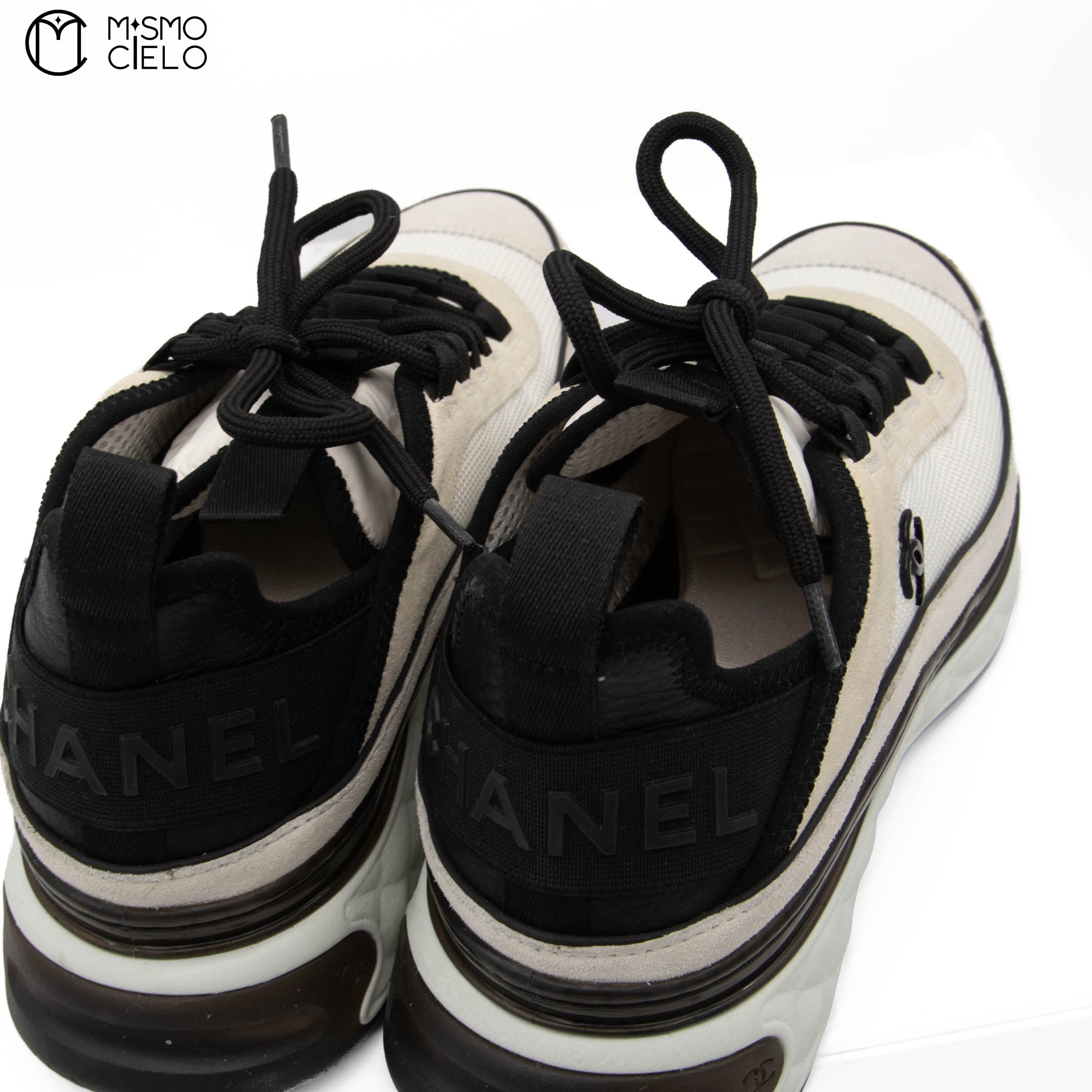 Sneaker Size 38