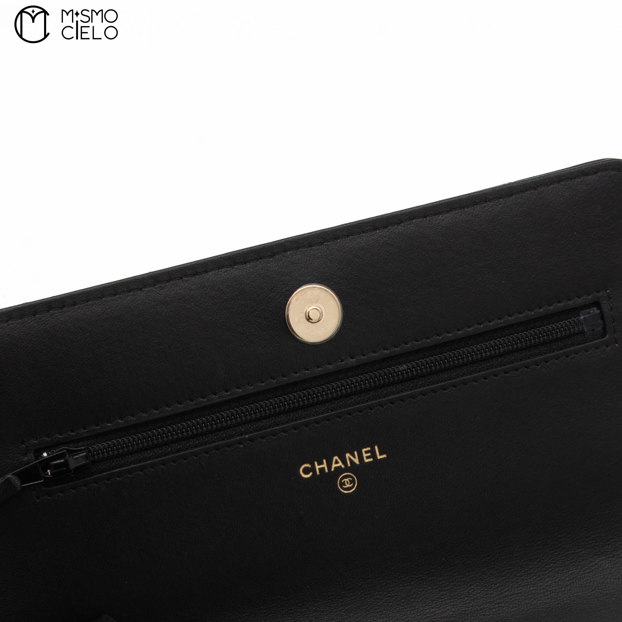 CC Quilted Lambskin Pearl Wallet with Chain